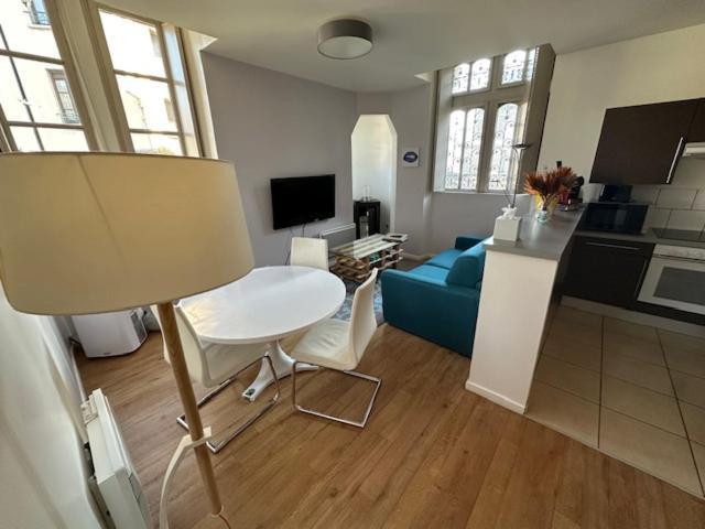 Cocon Au Calme Sur Vezere Apartment Юзерш Екстериор снимка
