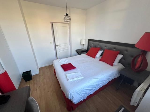 Cocon Au Calme Sur Vezere Apartment Юзерш Екстериор снимка